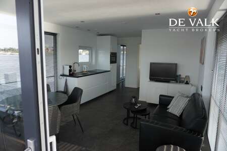 HOUSEBOAT 19.50 METER