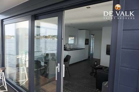 HOUSEBOAT 19.50 METER