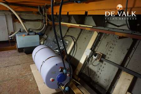 HOUSEBOAT 19.50 METER