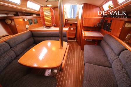Hunter 36 Legend Sailing Yacht For Sale De Valk Yacht Broker
