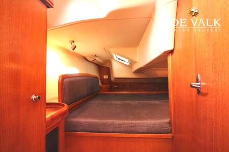 Hunter 36 Legend Sailing Yacht For Sale De Valk Yacht Broker