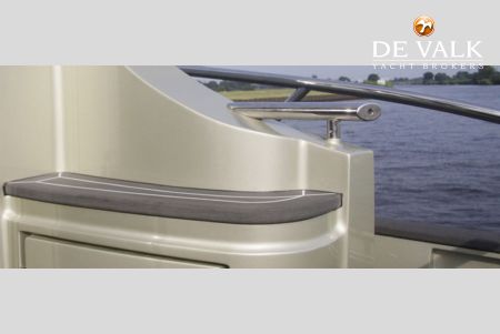 INFINITY 501 motor yacht for sale | De Valk Yacht broker