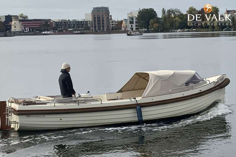 INTERBOAT 25