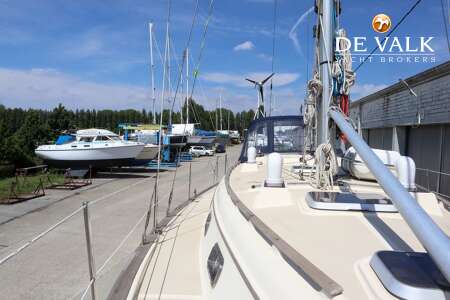 ISLAND PACKET 40