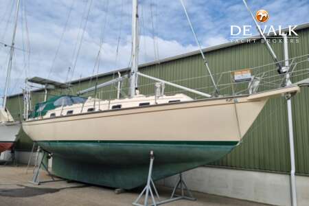 ISLAND PACKET 40
