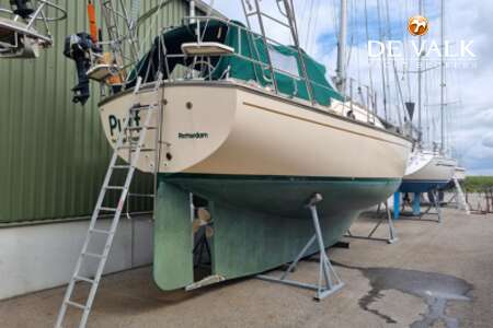 ISLAND PACKET 40