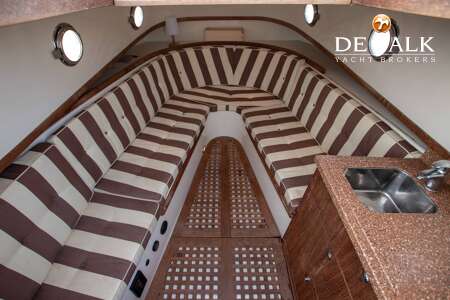 JAN VAN GENT 10.35 CABIN