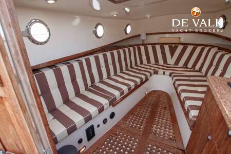 JAN VAN GENT 10.35 CABIN