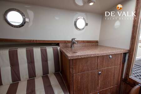 JAN VAN GENT 10.35 CABIN