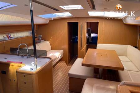 JEANNEAU 53