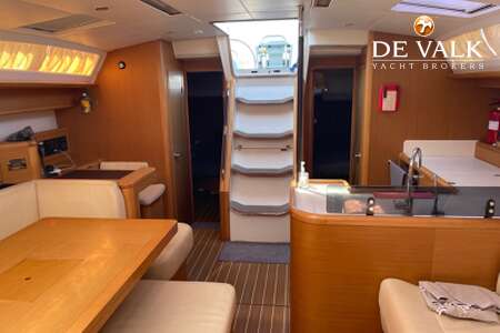 JEANNEAU 53
