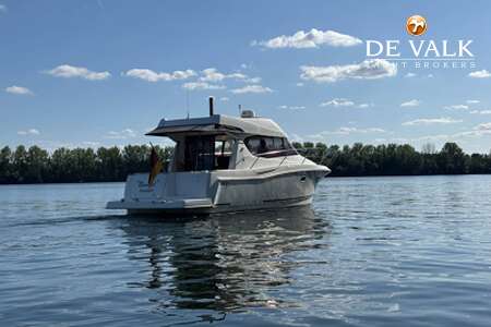 JEANNEAU MERRY FISHER 10