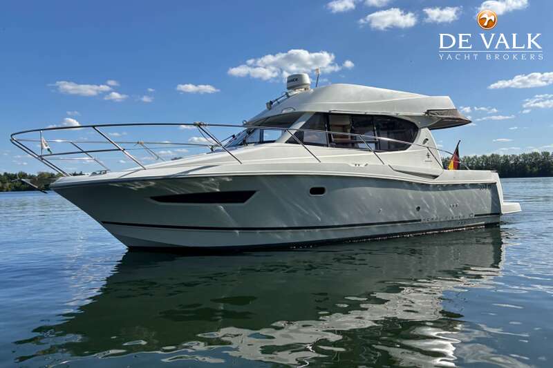 JEANNEAU MERRY FISHER 10