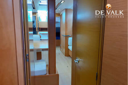JEANNEAU SUN ODYSSEY 439