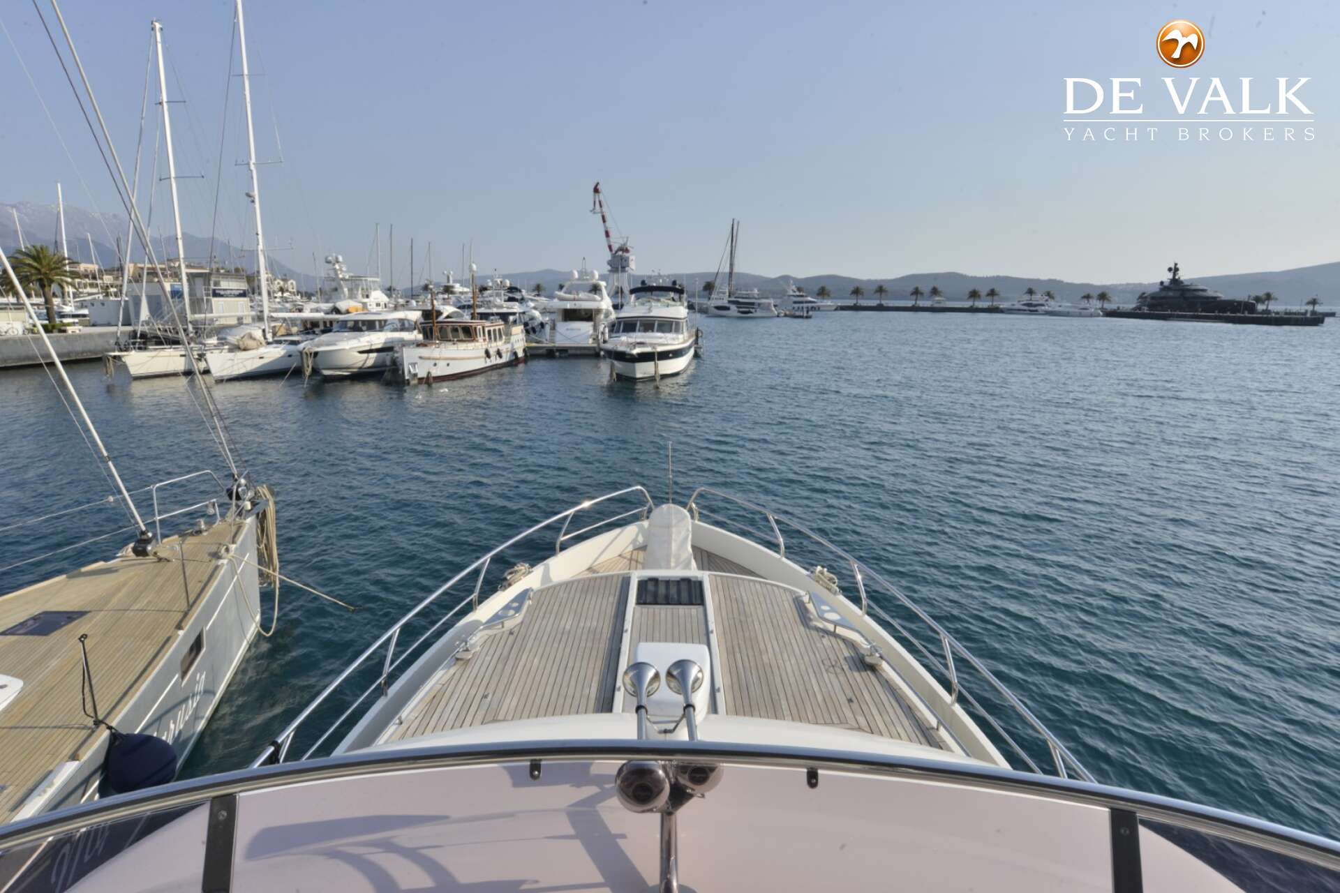 JETTEN 50 MPC-FLY motor yacht for sale | De Valk Yacht broker