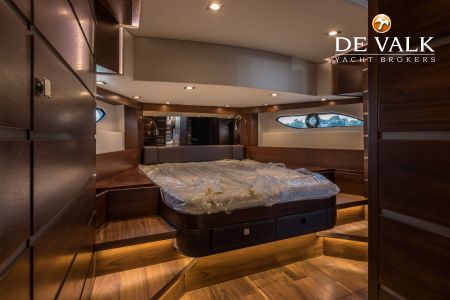 JETTEN BEACH 62