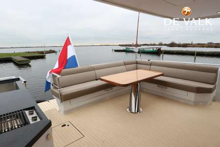 JETTEN BEACH 62