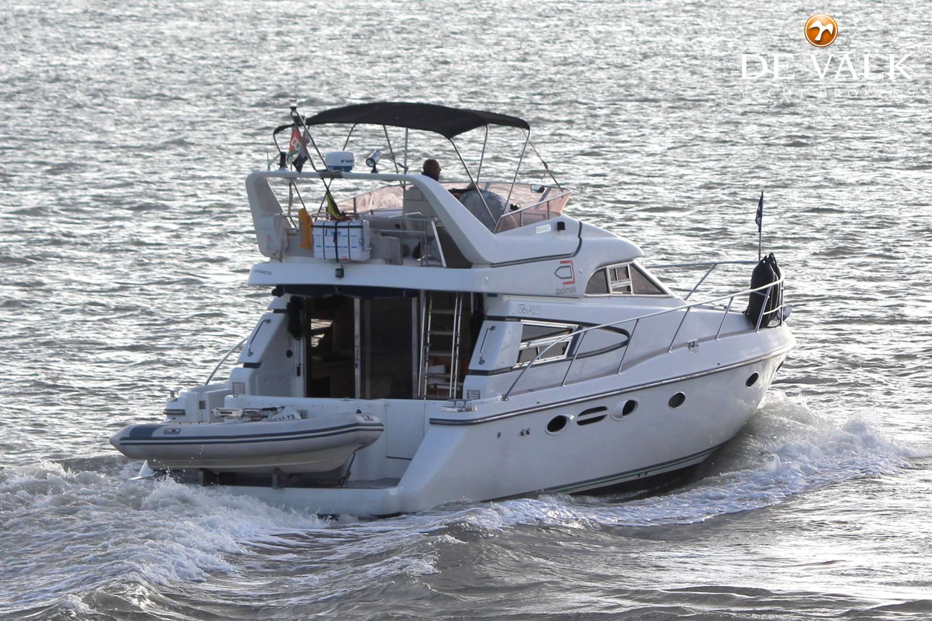 johnson 42 yacht