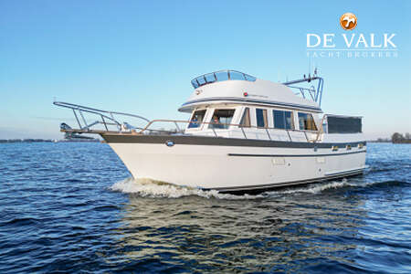KING TRAWLER 39
