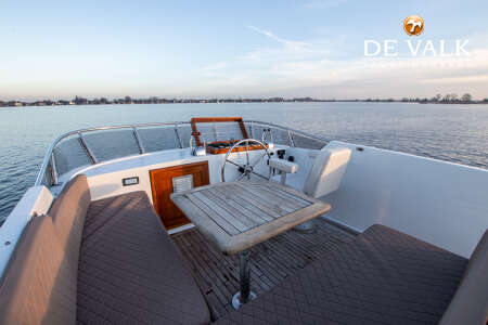 KING TRAWLER 39