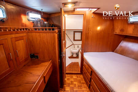 KING TRAWLER 39