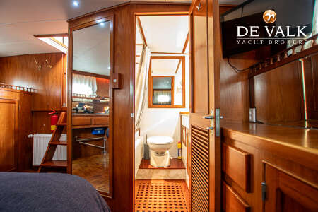 KING TRAWLER 39