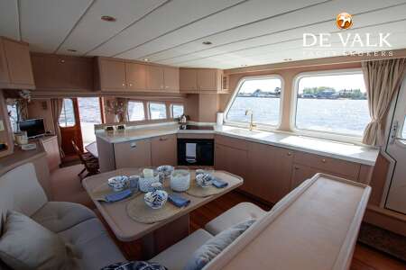 ONE OFF LUXE KOMPIER SPITSGATKOTTER 1650