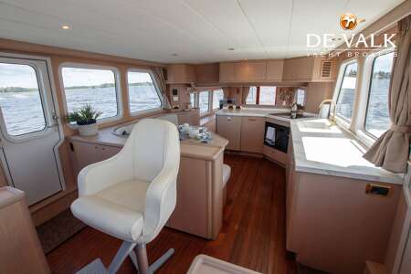 ONE OFF LUXE KOMPIER SPITSGATKOTTER 1650