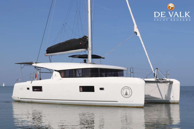 LAGOON 42