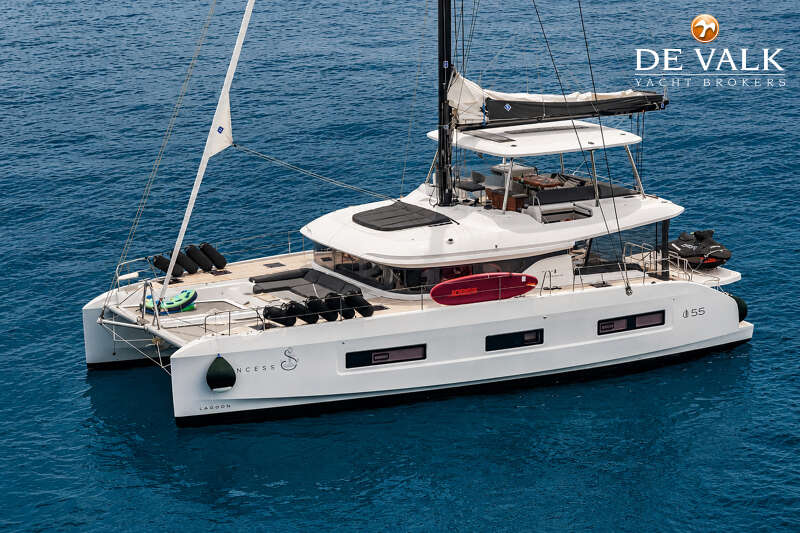LAGOON 55