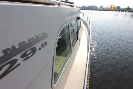 LINSSEN 29.9 SEDAN
