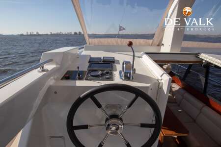 LINSSEN 34 HT ROYAL