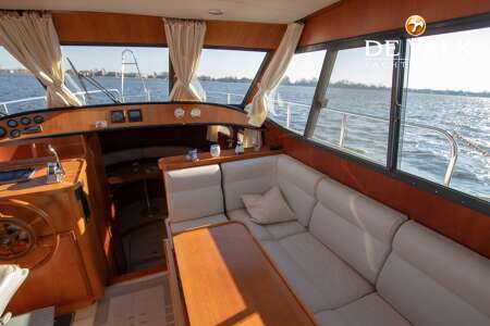 LINSSEN 34 HT ROYAL