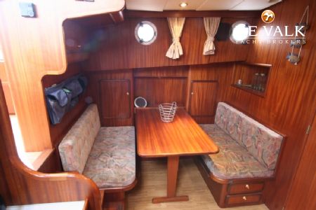 LINSSEN 40 STURDY