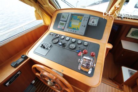 LINSSEN 470 AC MARK II