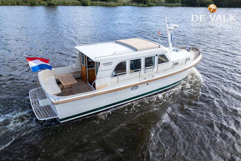 LINSSEN GRAND STURDY 33.9 SEDAN