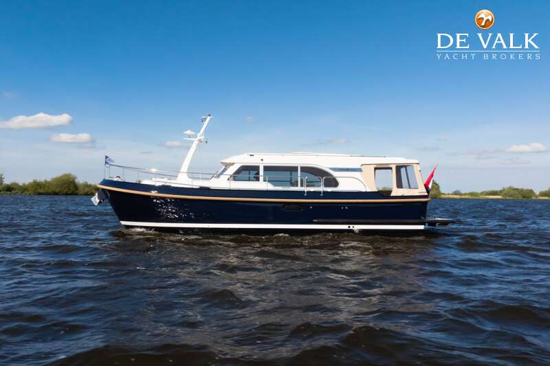 LINSSEN GRAND STURDY 35 SEDAN