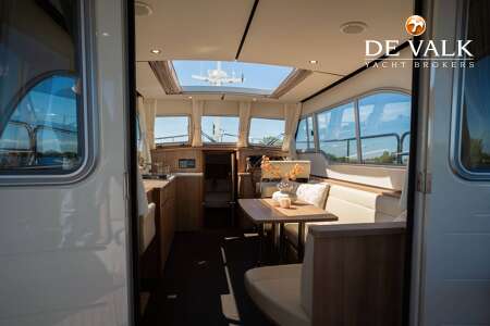 LINSSEN GRAND STURDY 35 SEDAN