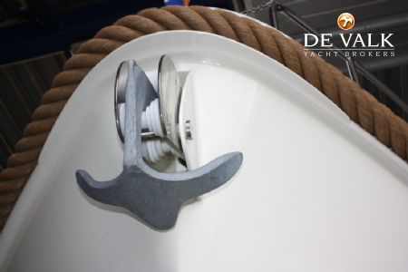 LINSSEN GRAND STURDY 380