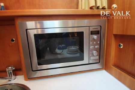LINSSEN GRAND STURDY 380