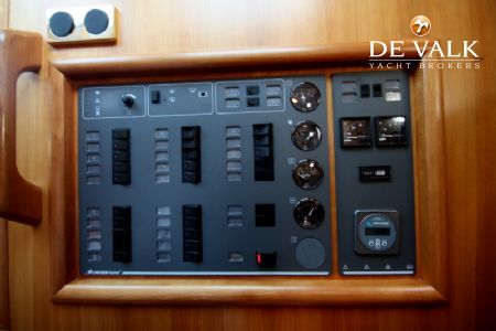 LINSSEN GRAND STURDY 380