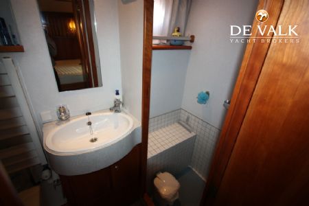 LINSSEN GRAND STURDY 380