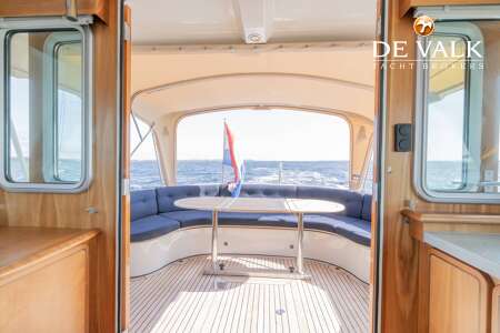 LINSSEN GRAND STURDY 380 SEDAN