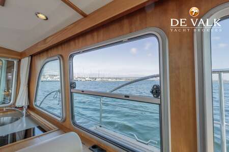 LINSSEN GRAND STURDY 380 SEDAN