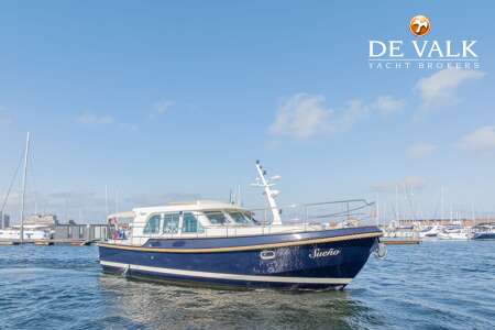 LINSSEN GRAND STURDY 380 SEDAN