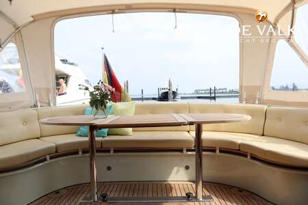 LINSSEN GRAND STURDY 380 SEDAN