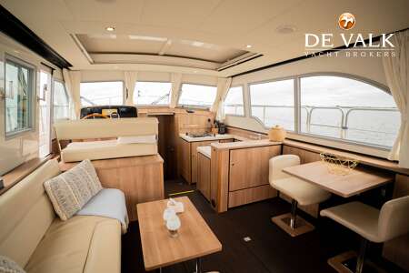 LINSSEN GRAND STURDY 40.0 SEDAN