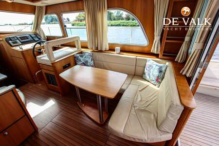 LINSSEN GRAND STURDY 40.9 SEDAN