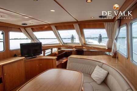 LINSSEN GRAND STURDY 470