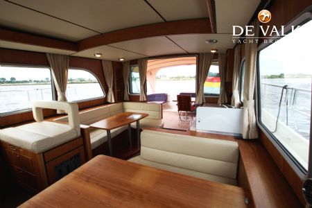 LINSSEN GS 40.9 SEDAN VARIODECK